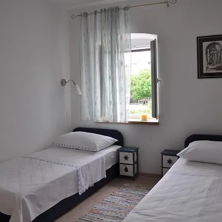 Sweet Apartment *